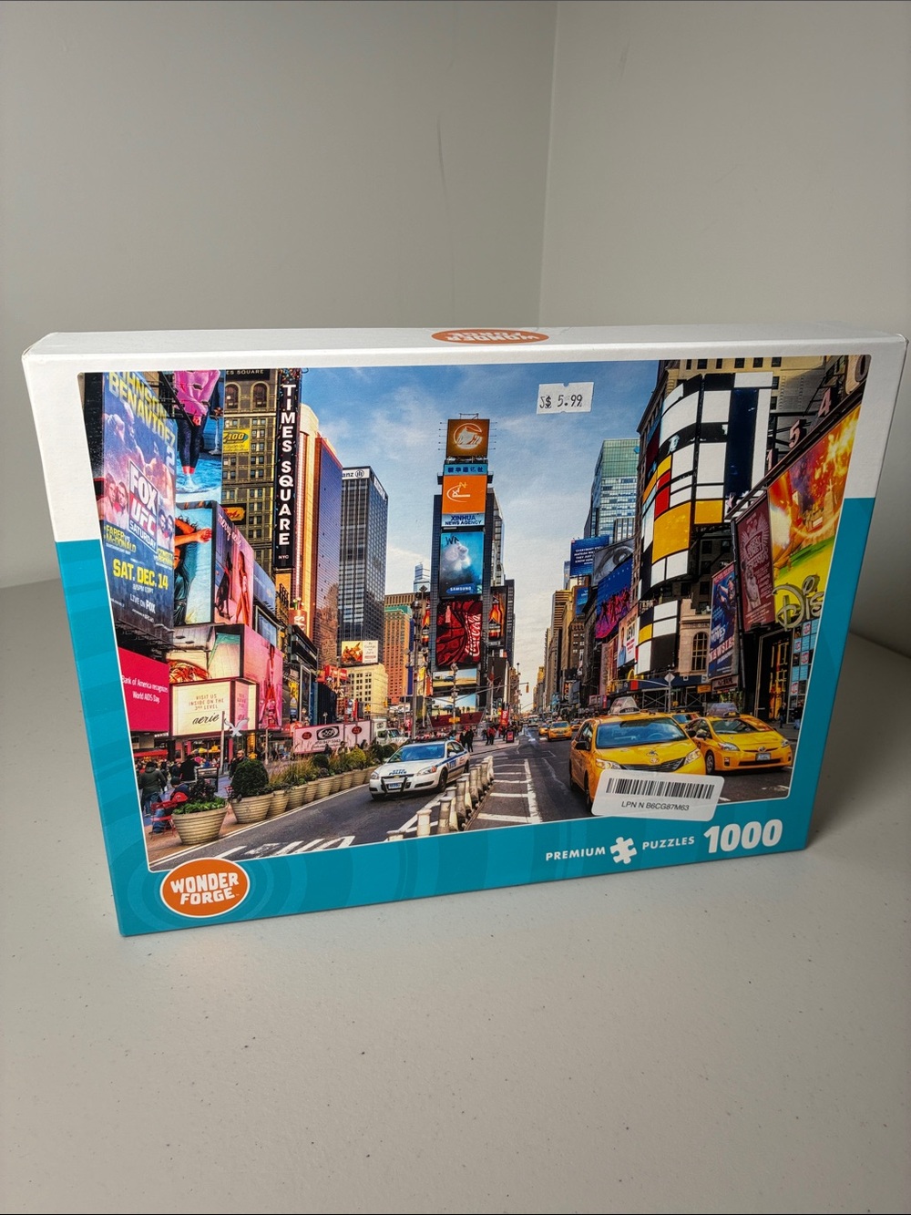 Times Square 1000-Piece Puzzle - Vibrant Blue Box